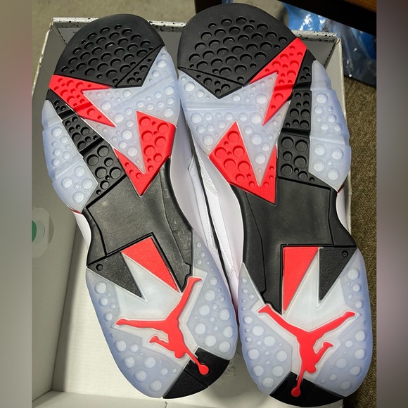 Jordan 7 Retro “White Infrared” sneakers, New in DAMAGED box, M12 - Picture 8 of 11